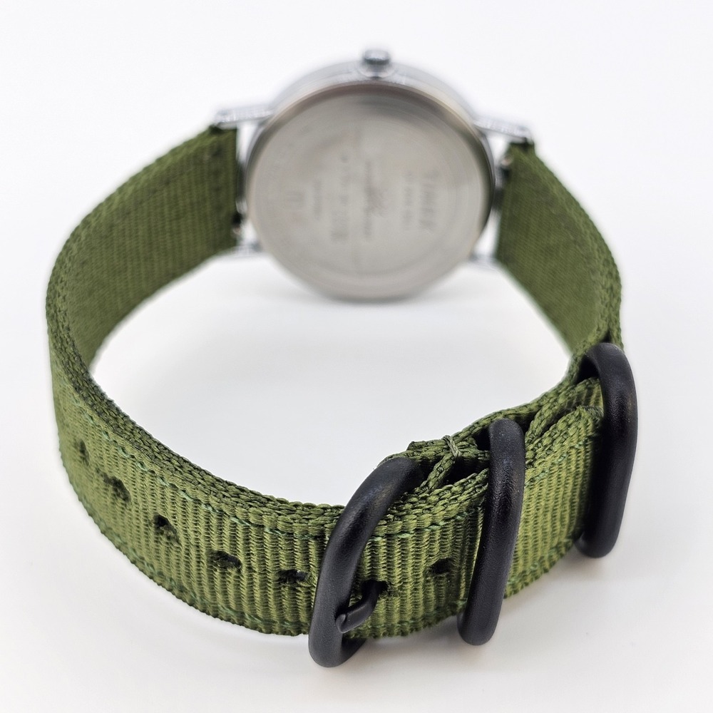 VTG Timex Men's Watch 34MM White Dial New Army Green Nylon Bands New Battery - Picture 8 of 12